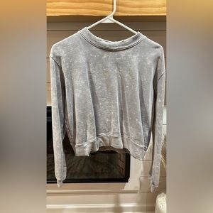 Gray cropped sweatshirt